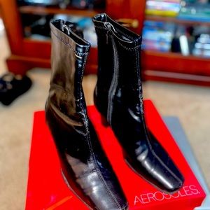 AEROSOLES black mid-calf boot